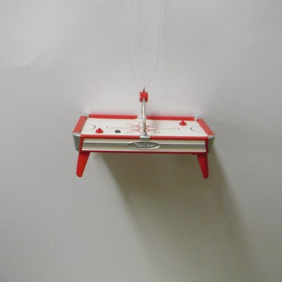 AIR HOCKEY TABLE