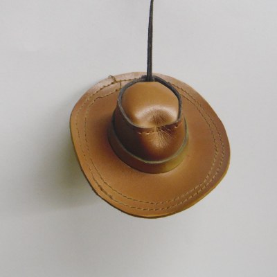 TAN COWBOY HAT