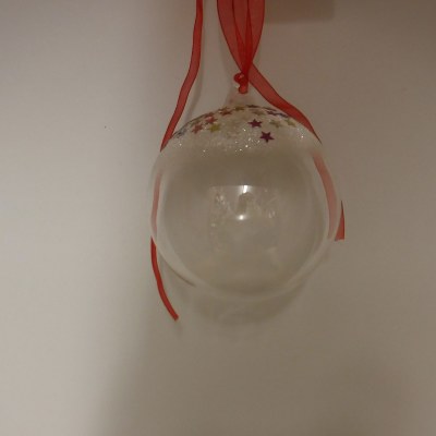 CLEAR GLASS BALL WITH STARS