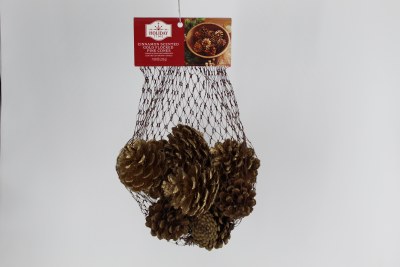 GOLD SCENTED PINECONES