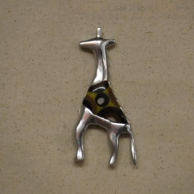 ALUMINUM GIRAFFE MAGNET