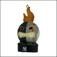 NY YANKES LIT TIKI BALL
