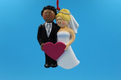 BLACK GROOM AND WHITE BRIDE