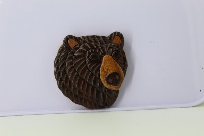 BEAR HEAD MAGNET