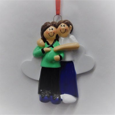 PREGNANT COUPLE