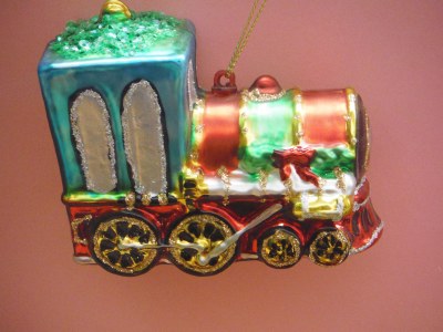 GLASS TOY TRAIN