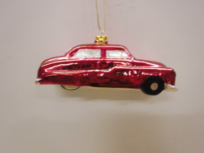 ANTIQUE PINK CAR - GLASS