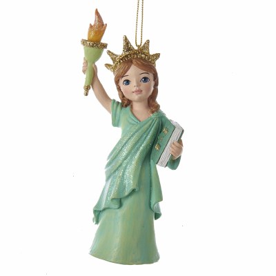 GIRL DRESSSED AS STATUE OF LIBERTY