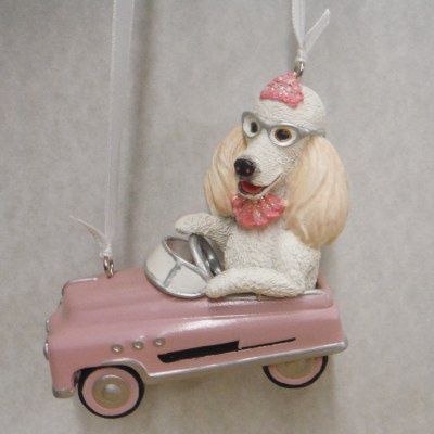 POODLE PINK CAR