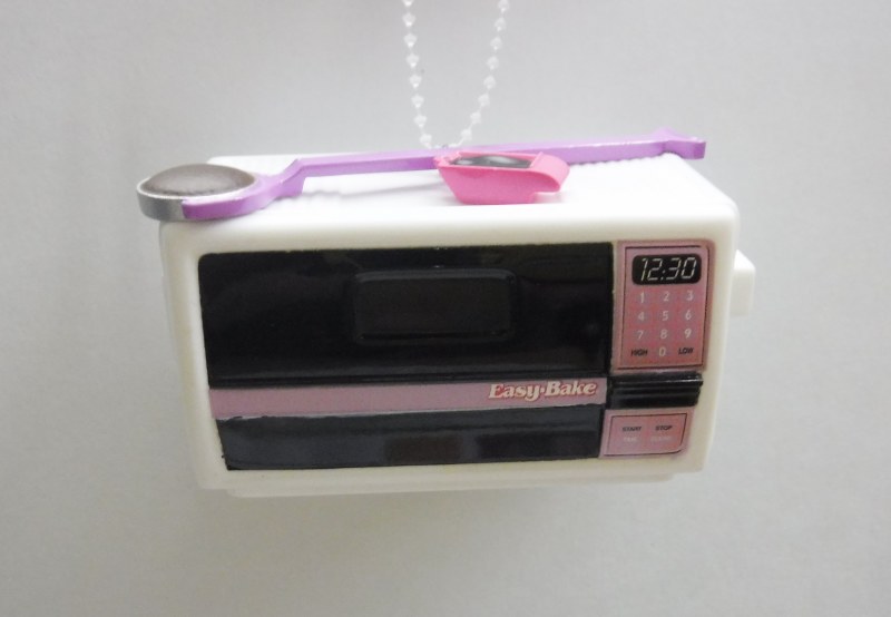 Hello kitty best sale easy bake oven