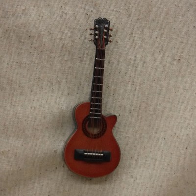 R STL STR GUITAR MAGNET