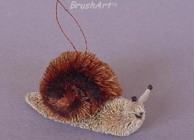 BRUSH ANIMAL SNAIL