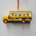 FISHER PRICE LITTLE PEOPLE SCHOOL BUS