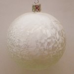 WHITE ICELACK BALL