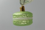 GREEN MACARON