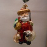 E I E I HO HO HO OLD WORLD FARMER SANTA