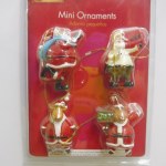 4 PACK SANTA MINI ORNAMENTS
