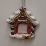 GINGERBREAD HOUSE PICTURE FRAME