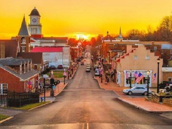 Postcard-Main St Sunset