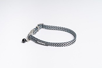 FuzzYard Cat Collar Tabbytooth Black &amp; White