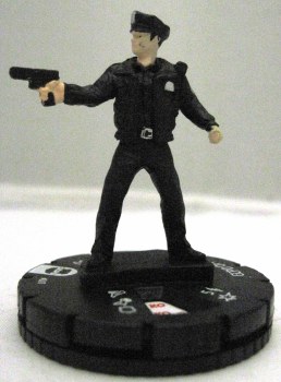 Heroclix Streets of Gotham 001 GCPD Officer