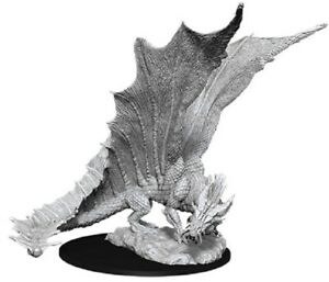 Dungeons &amp; Dragons Nolzur's Marvelous Miniatures: Young Gold Dragon