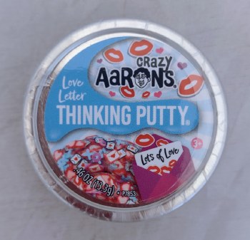 Thinking Putty Mini Tin: Love Letter - Lots of Love "Kisses"