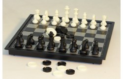 Folding Magnetic Chess Set