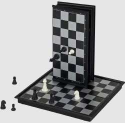 Magnetic Chess Set WE Games