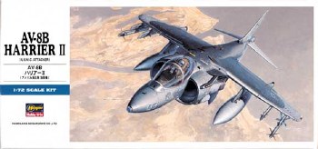 1/72 AV-8B Harrier II - USMC Attacker - Plastic Model Kit
