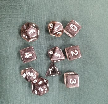 10-set Dice Tube Glitter Black with White Numbers