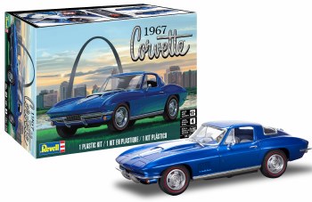 1/25 1967 Corvette Coupe Plastic Model Kit