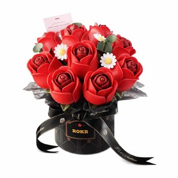 Foral Art Red Rose Bouquet