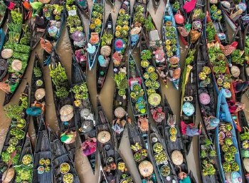 Floating Market Indonesia 500pc Puzzle