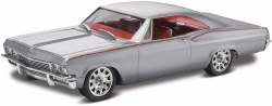 1/25 1965 Chevy Impala Plastic Model Kit