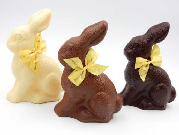 BROMILOW'S 9oz SITTING BUNNY