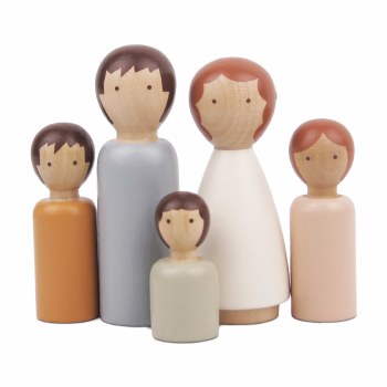 LE TOY VAN DOLLHOUSE FAMILY