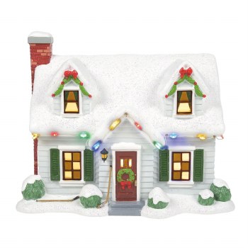 D56 PEANUTS PEPPERMINT PATTY'S HOUSE
