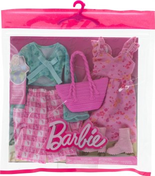 BARBIE COMPLETE FASHIONS SET PINKS