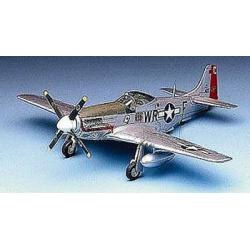 ACADEMY P-51D WW2 FIGHTER MODEL