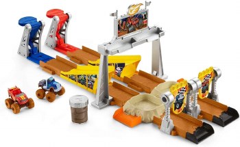 BLAZE &amp; THE MONSTER MACHINE RACE TRACK
