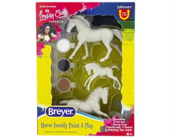 BREYER HORSE FAMILY PAINT &amp; PLAY