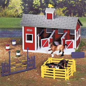 BREYER STABLEMATES LITTLE RED STABLE