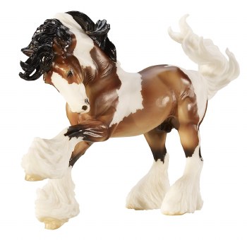 BREYER TRADITIONAL GYPSY VANNER