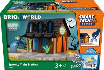 BRIO SPOOKY SMART TECH TRAIN STATION