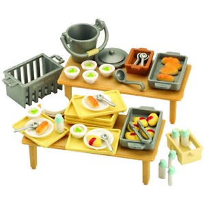 CALICO CRITTERS     SCHOOL LUNCH KIT