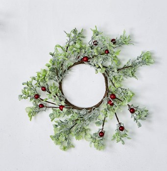 CANDLERING 4.25" GREEN LEAVES/RED BERRY
