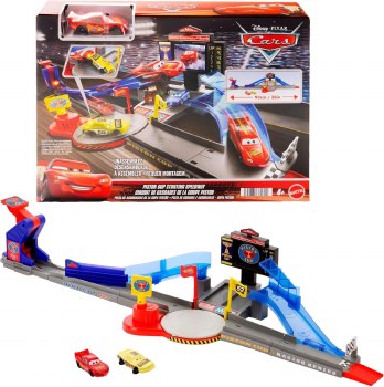 DISNEY CARS JUMP &amp; STUNT RACEWAY SET