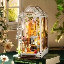 ROLIFE GARDEN FLOWER BOOK NOOK