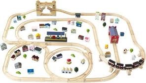 LE TOY VAN ROYAL LONDON TRAIN SET